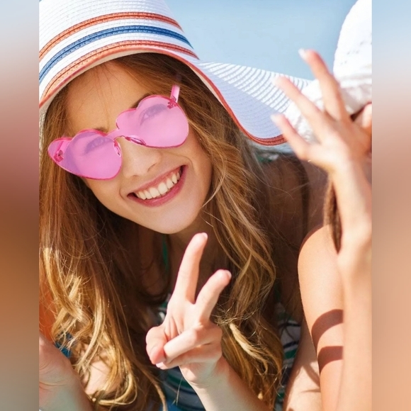 NWOT/Heart Shape Sunglasses Rimless Transparent Heart Glasses Colorful - Picture 2 of 4